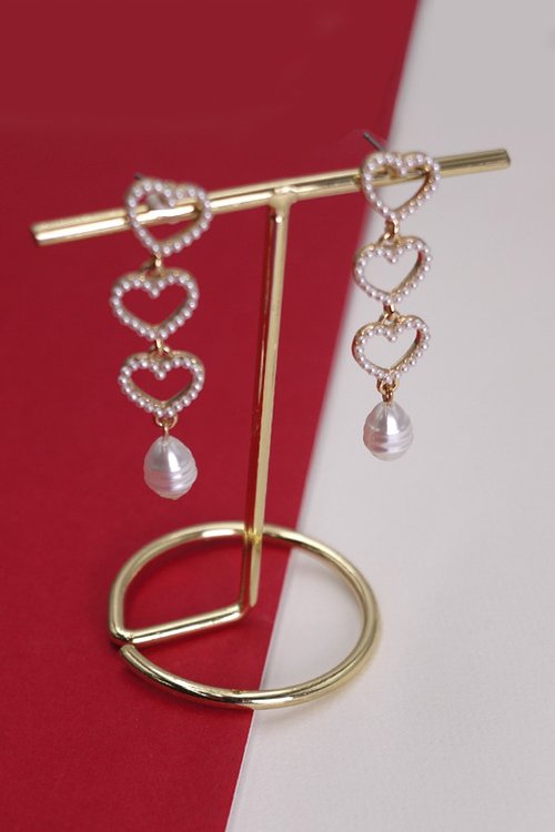 Pearl Heart Earrings