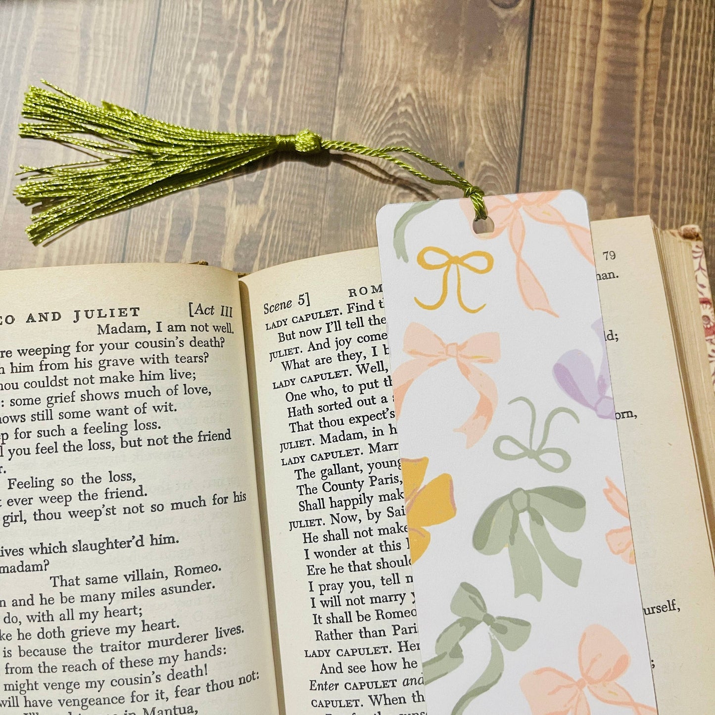 Tassel Pastel Bows Bookmark